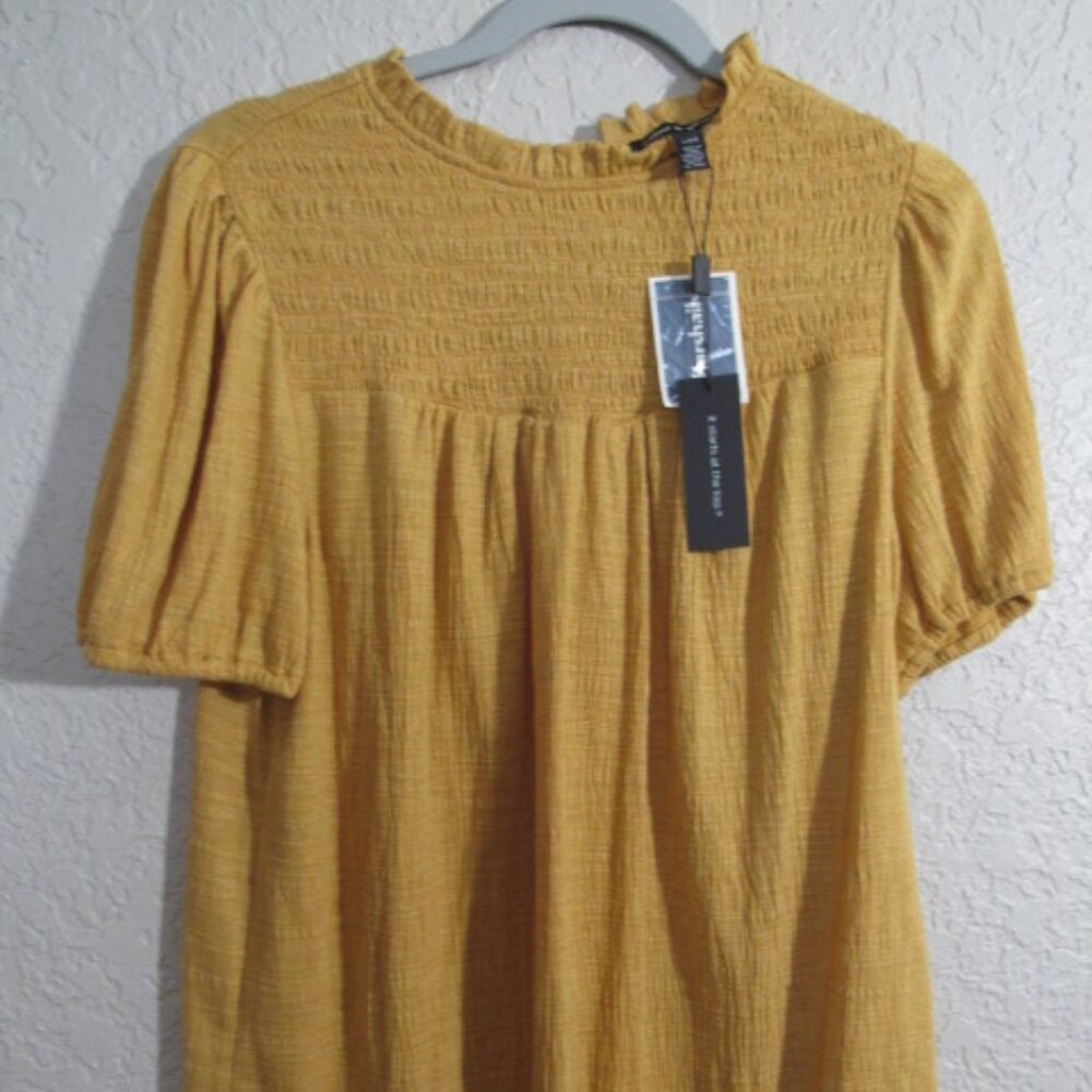 Cable & Gauge Golden Yellow Textured Gauze Top – Size L – NWT